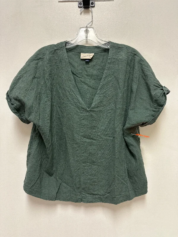 Top Short Sleeve By Universal Thread In Green, Size: Xl Polished Men's Silk