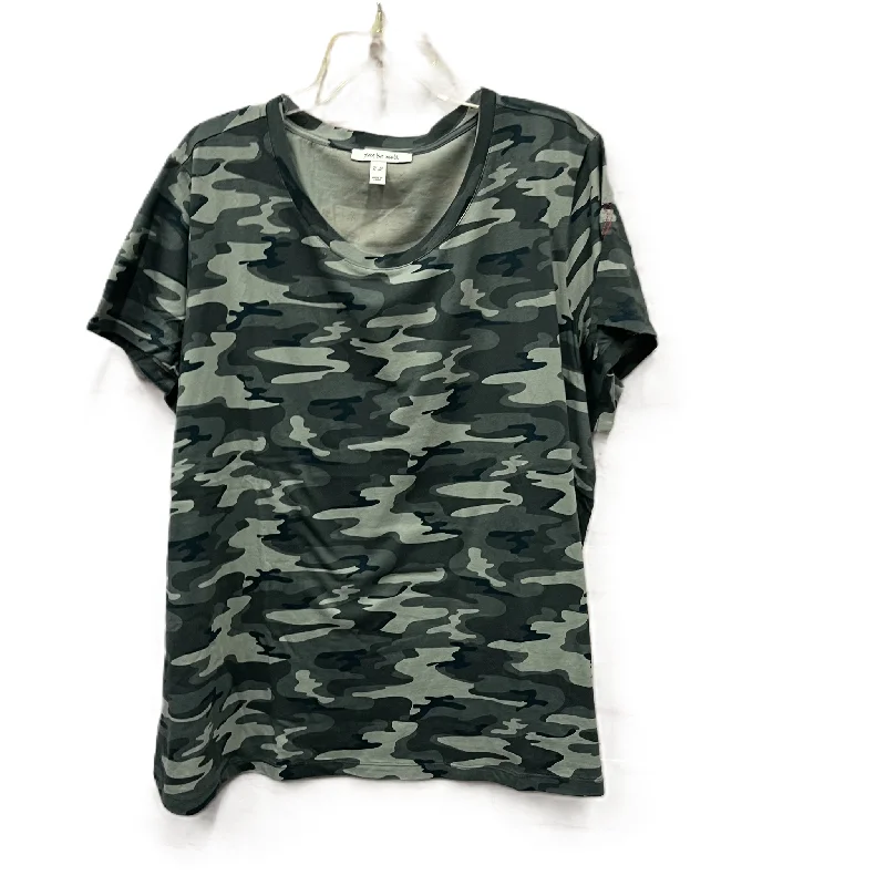 Top Short Sleeve Basic By Peace Love World In Camouflage Print, Size: 3x Hip Men's Urban