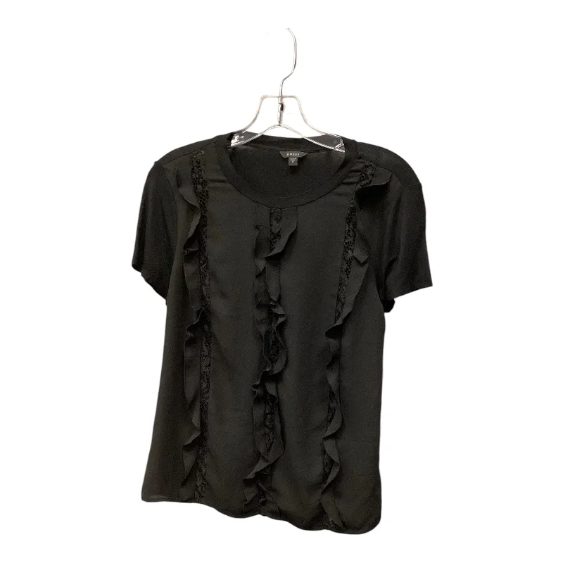 Top Short Sleeve By Guess In Black, Size: Xs Tailored