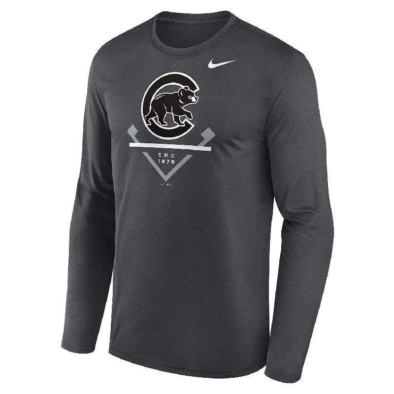 Chicago Cubs Nike Walking Bear Legend Long Sleeve T-Shirt British Gentleman Style