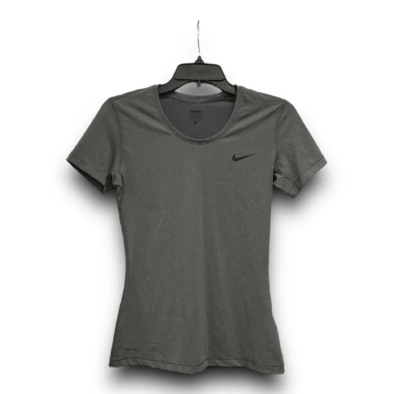 Grey Athletic Top Short Sleeve Nike Apparel, Size L Street